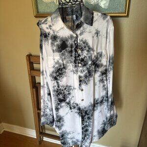 Soft Surroundings M Blouse Leaf Print Button up Shirt Tunic  Blk/wht oversize